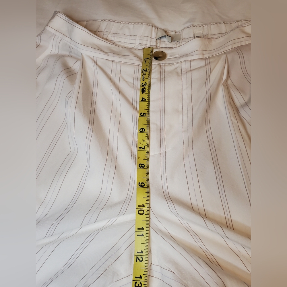 Vince Striped Pleated Wide Leg Trousers Women’s Size 10 White Beige Lightweight - Picture 8 of 10